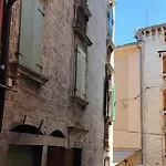 Bed and breakfast Palace Basilico 1580. Rovinj