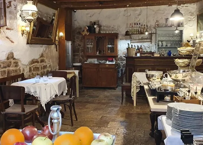 Bed & Breakfast Palace Basilico 1580.