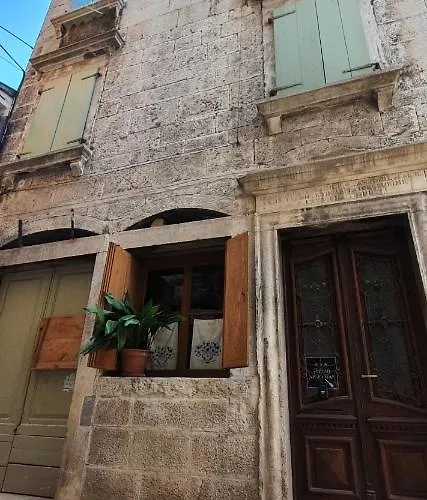 Palace Basilico 1580. Rovigno