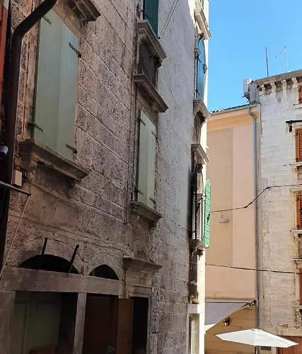 Bed & Breakfast Palace Basilico 1580. Rovinj