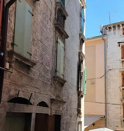 Bed & Breakfast Palace Basilico 1580. Rovinj