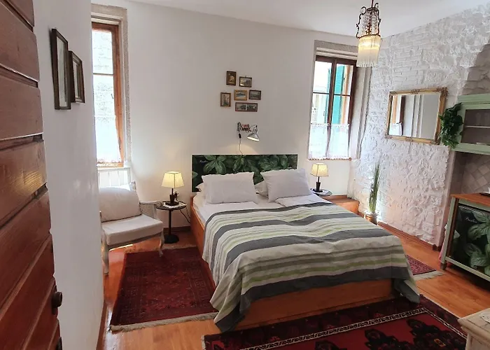 Palace Basilico 1580. B&B 로비니